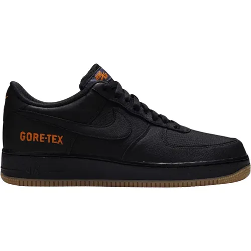 Limited Edition Gore-Tex Sneaker , male, Sizes: 11 UK, 10 1/2 UK, 3 1/2 UK, 7 UK, 6 1/2 UK, 6 UK, 9 UK, 8 1/2 UK, 10 UK - Nike - Modalova