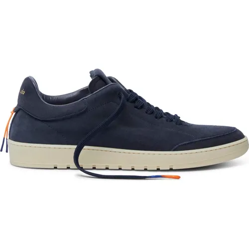 Bequeme und vielseitige Guga Sneakers - Barracuda - Modalova