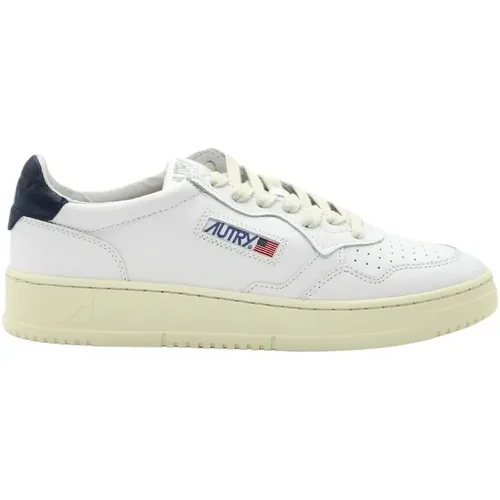 Medalist Low Sneakers , male, Sizes: 5 UK, 11 UK, 7 UK, 6 UK - Autry - Modalova