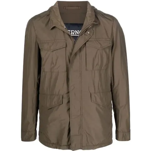 Windbreaker Jacket for Outdoor Activities , male, Sizes: 3XL, M - Herno - Modalova