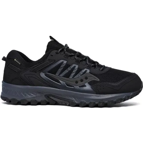 Grid Peak Gore-Tex Shoes , male, Sizes: 6 UK, 12 1/2 UK, 11 UK, 12 UK, 9 UK, 10 UK, 8 1/2 UK, 10 1/2 UK, 7 UK, 8 UK - Saucony - Modalova