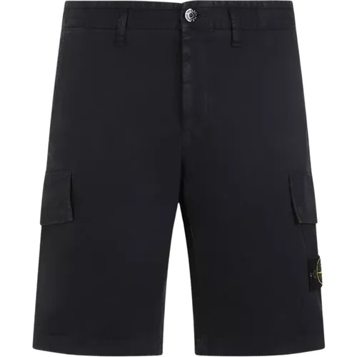 Casual Shorts, male, , Size: W32 Cargo Bermuda Shorts - Stone Island - Modalova