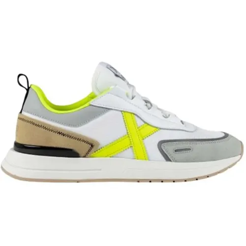 Sneakers, male, , Size: 12 US White Sporty Textile Sneakers - Munich - Modalova