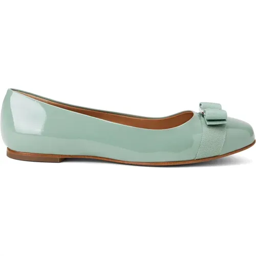 Ferragamo Flat shoes , female, Sizes: 2 1/2 UK - Salvatore Ferragamo - Modalova