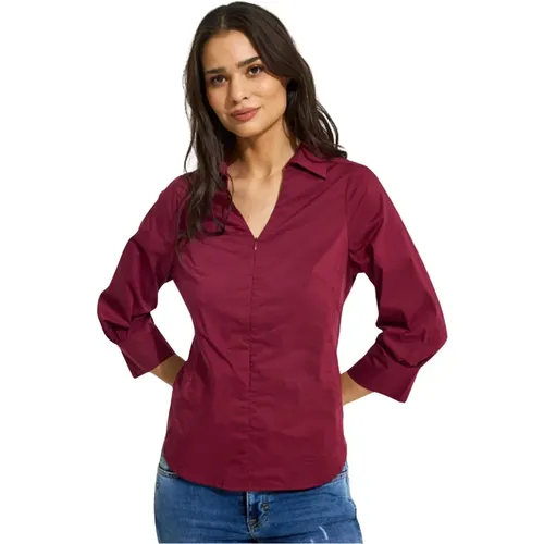 Blouses, female, , Size: XL Burgundy Shirt with 3/4 Sleeves - IN Front - Modalova