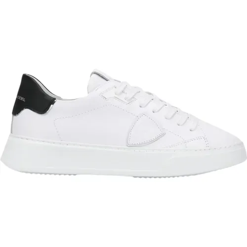Temple Low Sneakers White/Black , male, Sizes: 7 UK, 11 UK, 12 UK, 9 UK, 10 UK - Philippe Model - Modalova