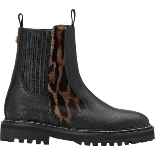 Schwarze Chelsea-Stiefel aus genarbtem Leder mit elastischem Seitenpanel - Claris Virot - Modalova