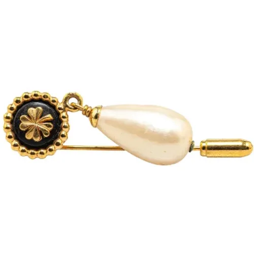 Pre-owned Metal brooches , female, Sizes: ONE SIZE - Chanel Vintage - Modalova