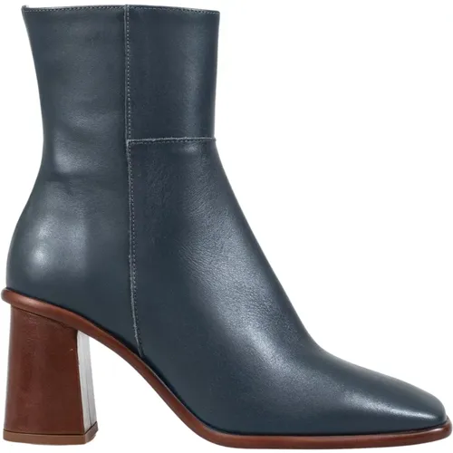 Heeled Boots , female, Sizes: 4 UK, 8 UK, 6 UK, 7 UK - ALOHAS - Modalova