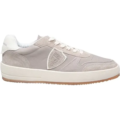 Grey Leather Sneakers Lace-up Shoes , male, Sizes: 10 UK, 11 UK, 7 UK, 8 UK, 9 UK, 6 UK - Philippe Model - Modalova