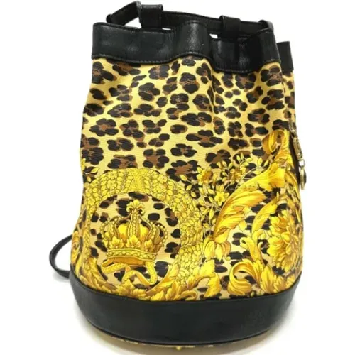 Pre-owned Bucket Bags, female, , Size: ONE SIZE Pre-owned Leather shoulder-bags - Versace Pre-owned - Modalova