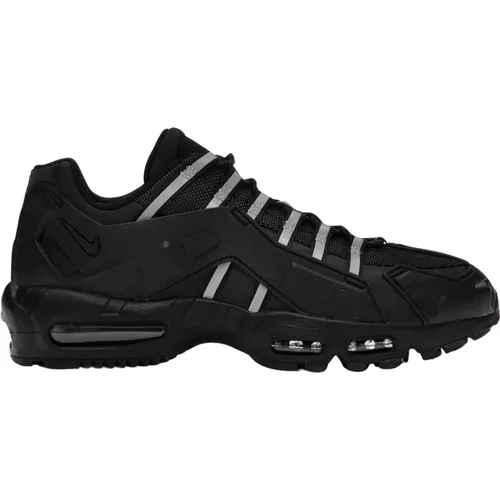 Limitierte Auflage Schwarze Reflektierende Sneakers , Herren, Größe: 38 EU - Nike - Modalova