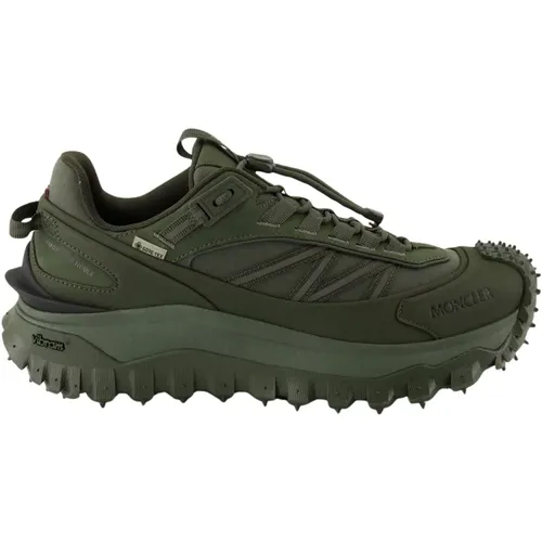 GTX Trailgrip Baskets in , male, Sizes: 10 UK, 7 UK, 8 UK, 9 UK, 9 1/2 UK, 8 1/2 UK, 12 UK, 11 UK - Moncler - Modalova