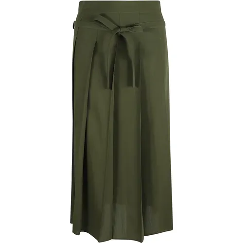 High Waisted Pleated Skirt , female, Sizes: M - Fabiana Filippi - Modalova