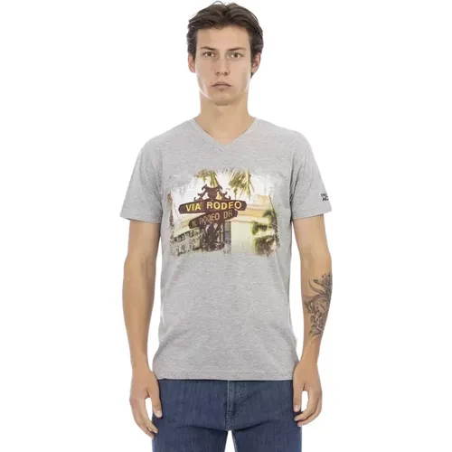 T-Shirts, male, , Size: 3XL Essential V-Neck Tee - Trussardi - Modalova
