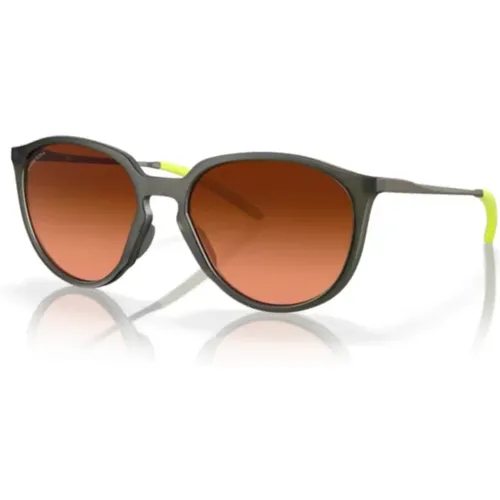 Stilvolle Sonnenbrillenkollektion für sonnige Tage - Oakley - Modalova