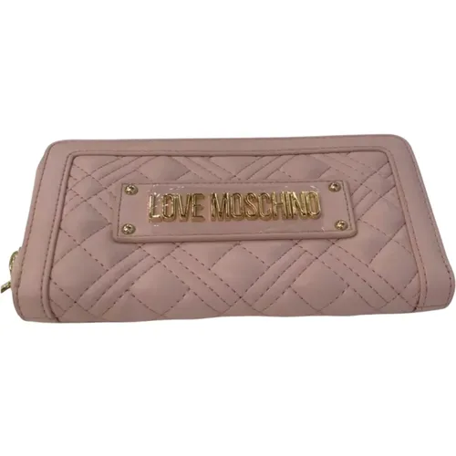 Wallets & Cardholders, female, , Size: ONE SIZE Metal Logo Zip Wallet in Faux Leather - Love Moschino - Modalova