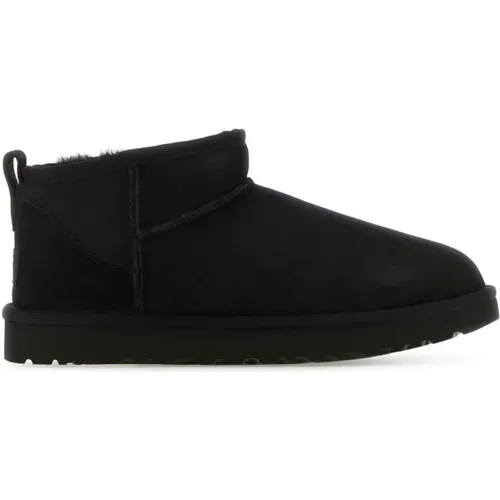 Klassische Schwarze Wildleder Stiefeletten , Damen, Größe: 41 EU - Ugg - Modalova