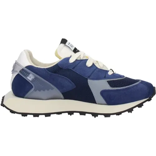 Blau Sneakers - Stylish and Comfortable , male, Sizes: 11 UK, 6 UK, 8 UK, 7 UK, 10 UK, 12 UK - RUN OF - Modalova