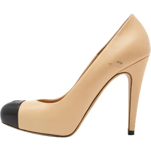 Pre-owned Leather heels , female, Sizes: 7 1/2 UK - Chanel Vintage - Modalova