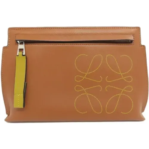 Pre-owned Clutches, female, , Size: ONE SIZE Pre-owned Leather pouches - Loewe Pre-owned - Modalova