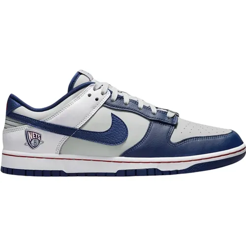 Limitierte Auflage Dunk Low Brooklyn Nets , Herren, Größe: 42 1/2 EU - Nike - Modalova