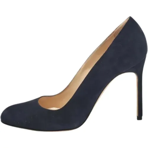 Pre-owned Pumps, female, , Size: 6 1/2 US Pre-owned Suede heels - Manolo Blahnik Pre-owned - Modalova