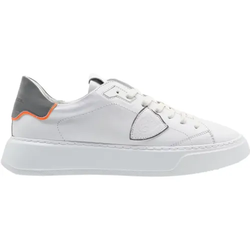 Temple Low Sneakers Silver , male, Sizes: 8 UK - Philippe Model - Modalova