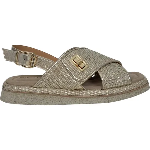 Flat Sandals, female, , Size: 6 US Raffia Sandals with Gold Details - Laura Bellariva - Modalova