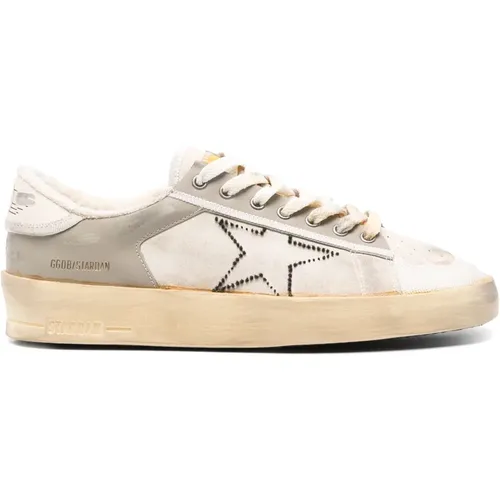 Stardan Sneakers with Embroidered Star , male, Sizes: 9 UK, 8 UK, 11 UK, 7 UK, 6 UK - Golden Goose - Modalova