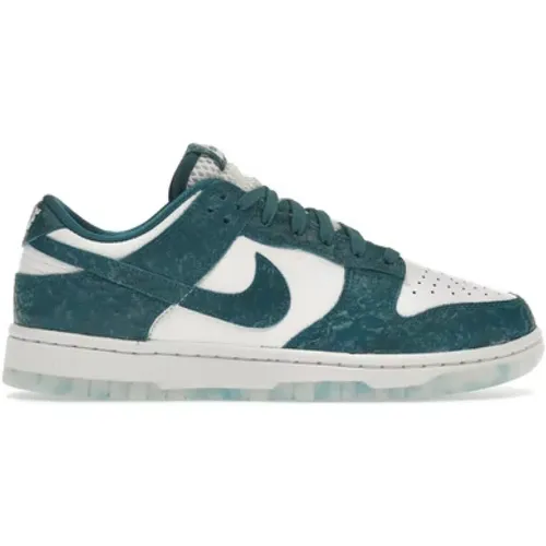 Dunk Low Leather Sneakers , female, Sizes: 5 1/2 UK - Nike - Modalova