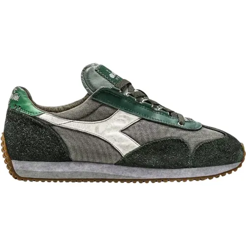 Sneakers, male, , Size: 8 US Heritage Equipe Stone Wash Sneakers - Diadora - Modalova