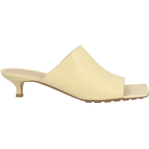 Leder mules-clogs , Damen, Größe: 36 1/2 EU - Bottega Veneta - Modalova