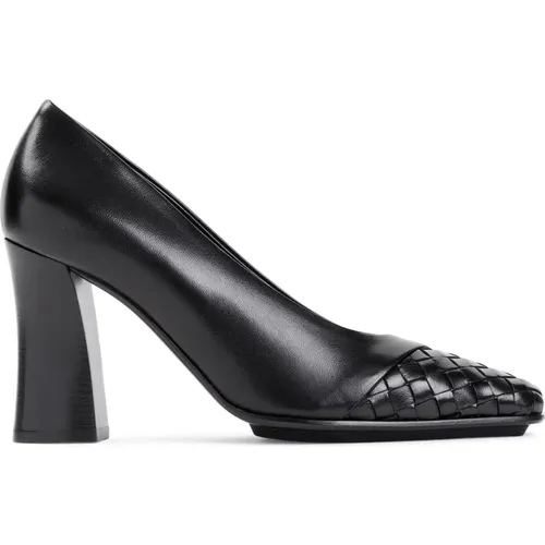 Pumps, female, , Size: 7 1/2 US Step 85mm Leather Pump - Bottega Veneta - Modalova