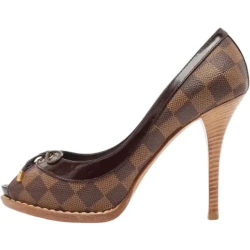 Pre-owned Pumps, female, , Size: 7 US Pre-owned Coated canvas heels - Louis Vuitton Vintage - Modalova