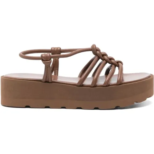 Wedges, female, , Size: 11 US Leather Sandals with Slingback Strap - Gianvito Rossi - Modalova