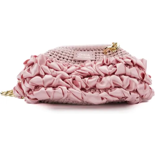Woven Clutch with Metal Strap , female, Sizes: ONE SIZE - Chica London - Modalova