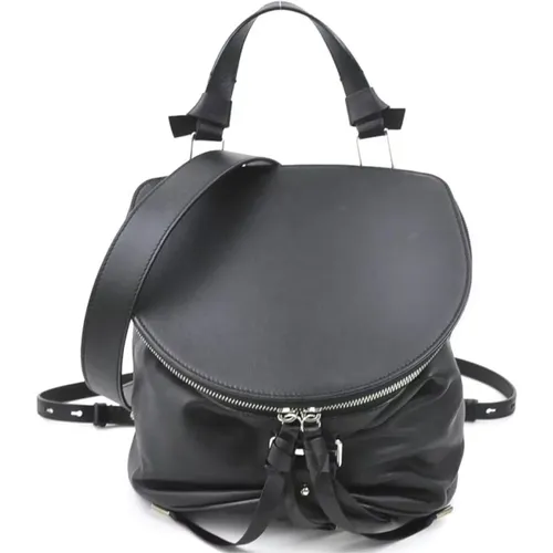 Pre-owned Backpacks, female, , Size: ONE SIZE Pre-owned Convertible Leather Backpack Handbag with Adjustable Straps - Bally Pre-owned - Modalova