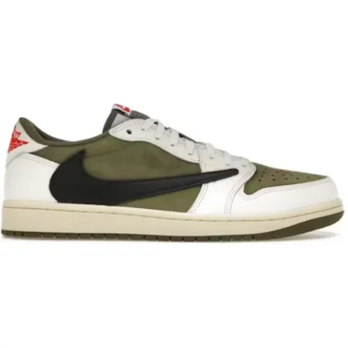 Sneakers, male, , Size: 10 US Travis Scott Retro Low Medium Olive - Jordan - Modalova