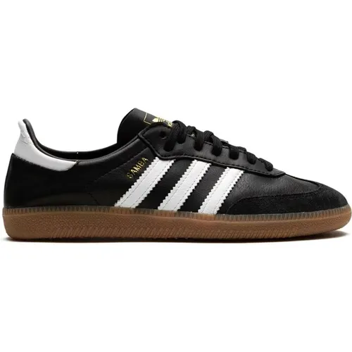 Sneakers, male, , Size: 9 US Panelled design sneaker with logo patch - Adidas - Modalova