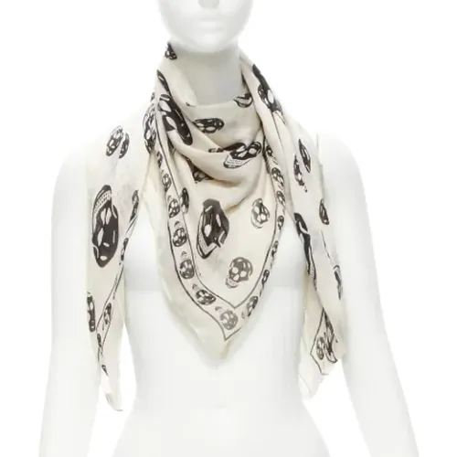 Pre-owned Silk scarves , female, Sizes: ONE SIZE - Alexander McQueen Pre-owned - Modalova