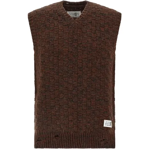 Sleeveless Knitwear, male, , Size: L V-Neck Sweater Vest - MM6 Maison Margiela - Modalova