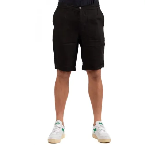Men's Bermuda Shorts , male, Sizes: S, M, L, XL - alpha industries - Modalova