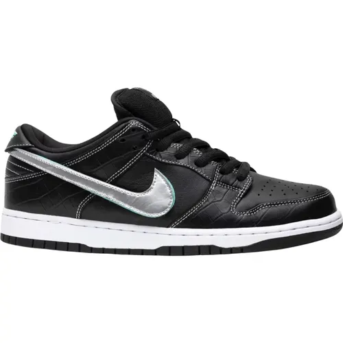 Limited Edition Diamond Supply Co Dunk Low , male, Sizes: 12 UK, 11 UK, 10 1/2 UK, 6 UK, 9 UK, 4 UK, 8 UK, 4 1/2 UK, 2 1/2 UK, 2 UK, 7 UK, 8 1/2 UK, 6 - Nike - Modalova