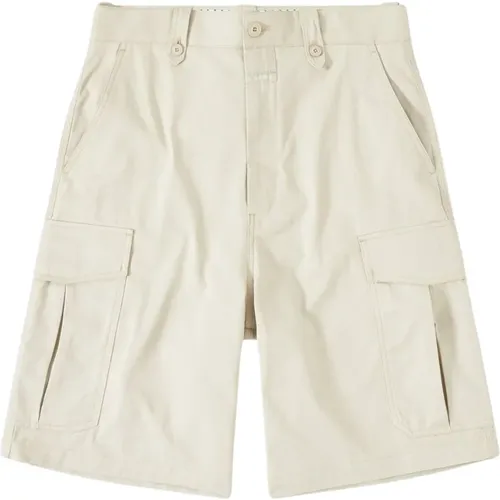 Casual Shorts, male, , Size: W33 Cargo Bermuda shorts with buttoned waistband and flap pocket - closed - Modalova