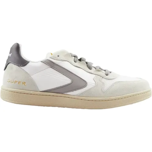 White Sneakers for Men , male, Sizes: 9 UK, 8 UK, 7 UK, 5 UK, 10 UK - Valsport 1920 - Modalova