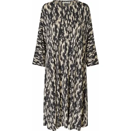 Abstract Print Dress , female, Sizes: 2XL, L, XL, M - Masai - Modalova