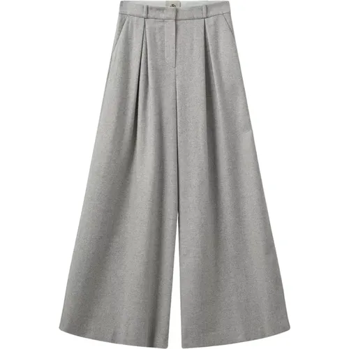 Wide Trousers, female, , Size: S Luxurious Wool Pleated Pants - The Garment - Modalova