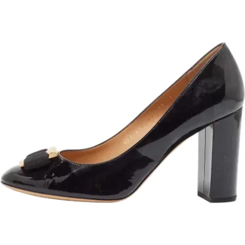 Pre-owned Pumps, female, , Size: 10 1/2 US Pre-owned Leather heels - Salvatore Ferragamo Pre-owned - Modalova