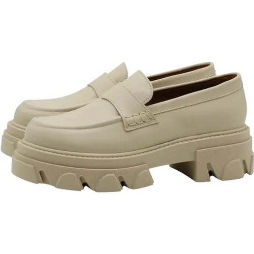 Cream Leather Loafers Trailblazer Style - ALOHAS - Modalova